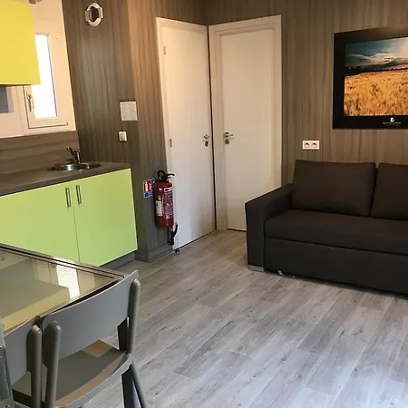 Les Cottages De France Roissy-en-France
