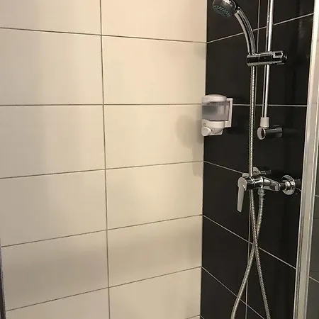 Hotel Les Cottages De France Roissy-en-France