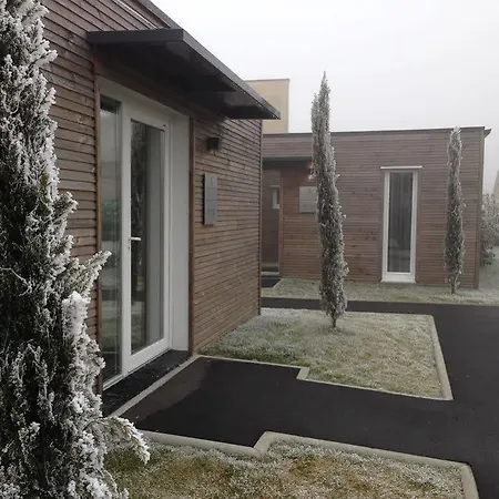 Hotel Les Cottages De France